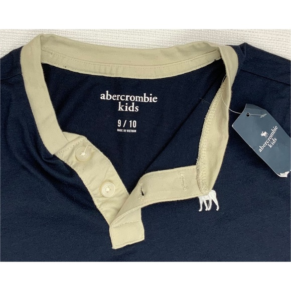 NWT ABERCROMBIE TOP, SIZE 9/10 YEAR OLD - Picture 2 of 2